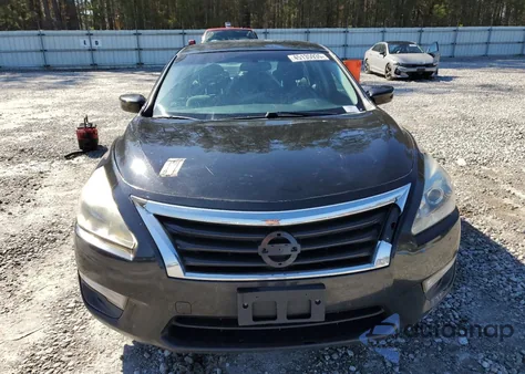 2014 Nissan Altima 2.5 из США, поврежденный, VIN 1N4AL3AP0EC196946